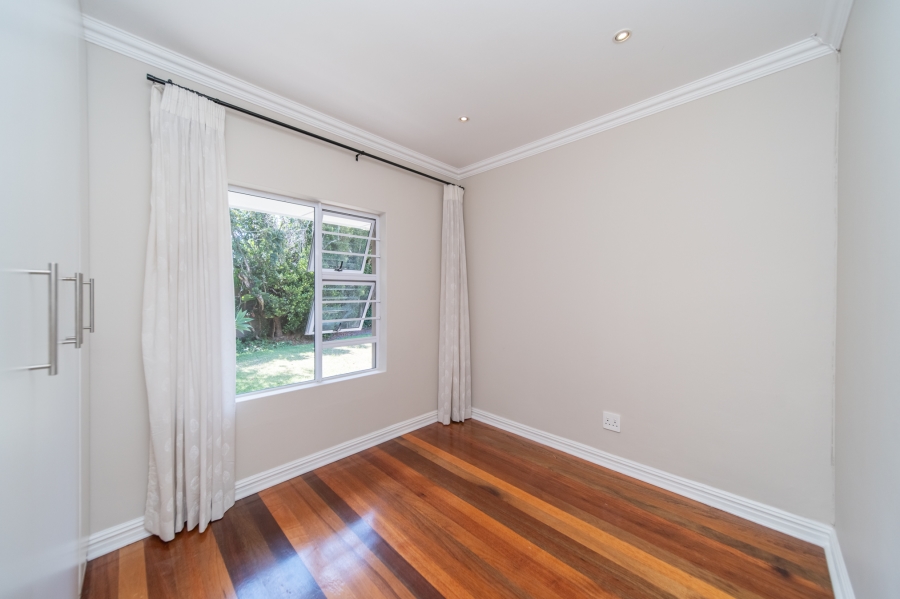 4 Bedroom Property for Sale in Bonza Bay Eastern Cape